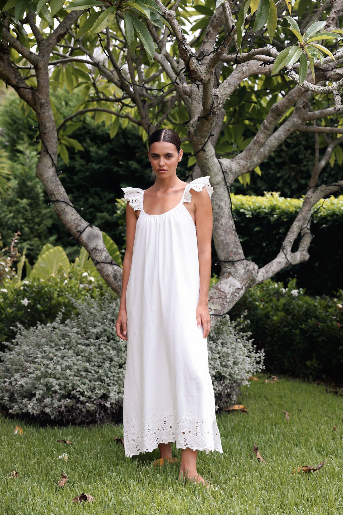 Indah Lounge Dress - Cotton Embroidery - Vanilla
