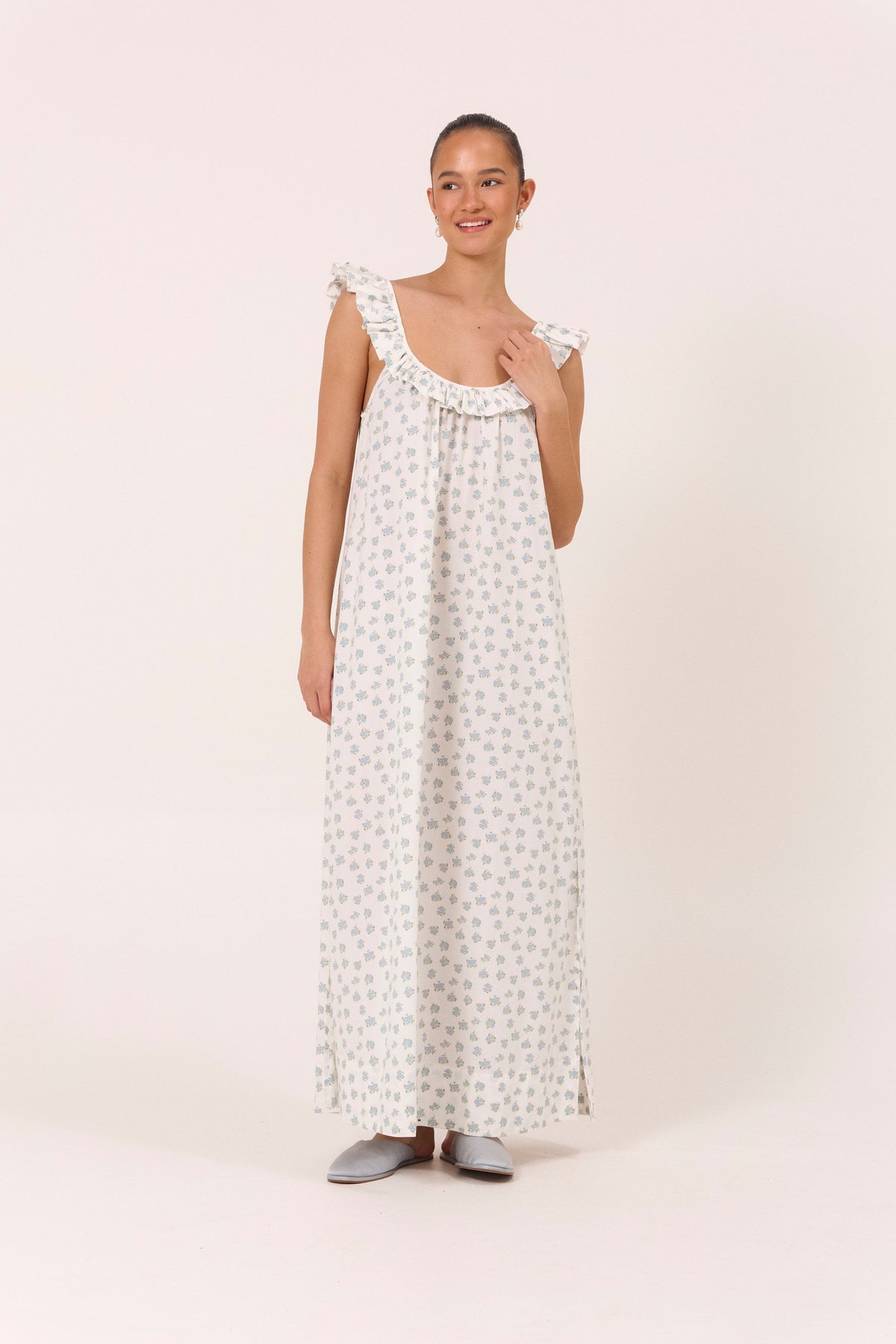 Piyama Margot Nightie in Meadow Blue – blue floral nightie in cotton modal – image 6