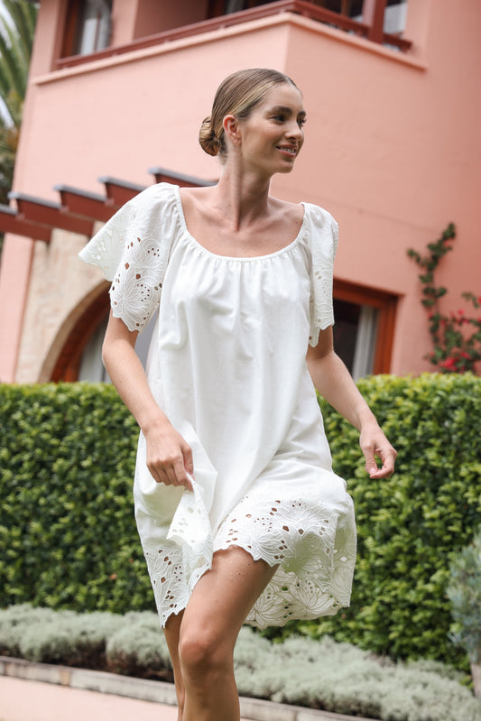 Betty Lounge Dress - Cotton Embroidery - Vanilla