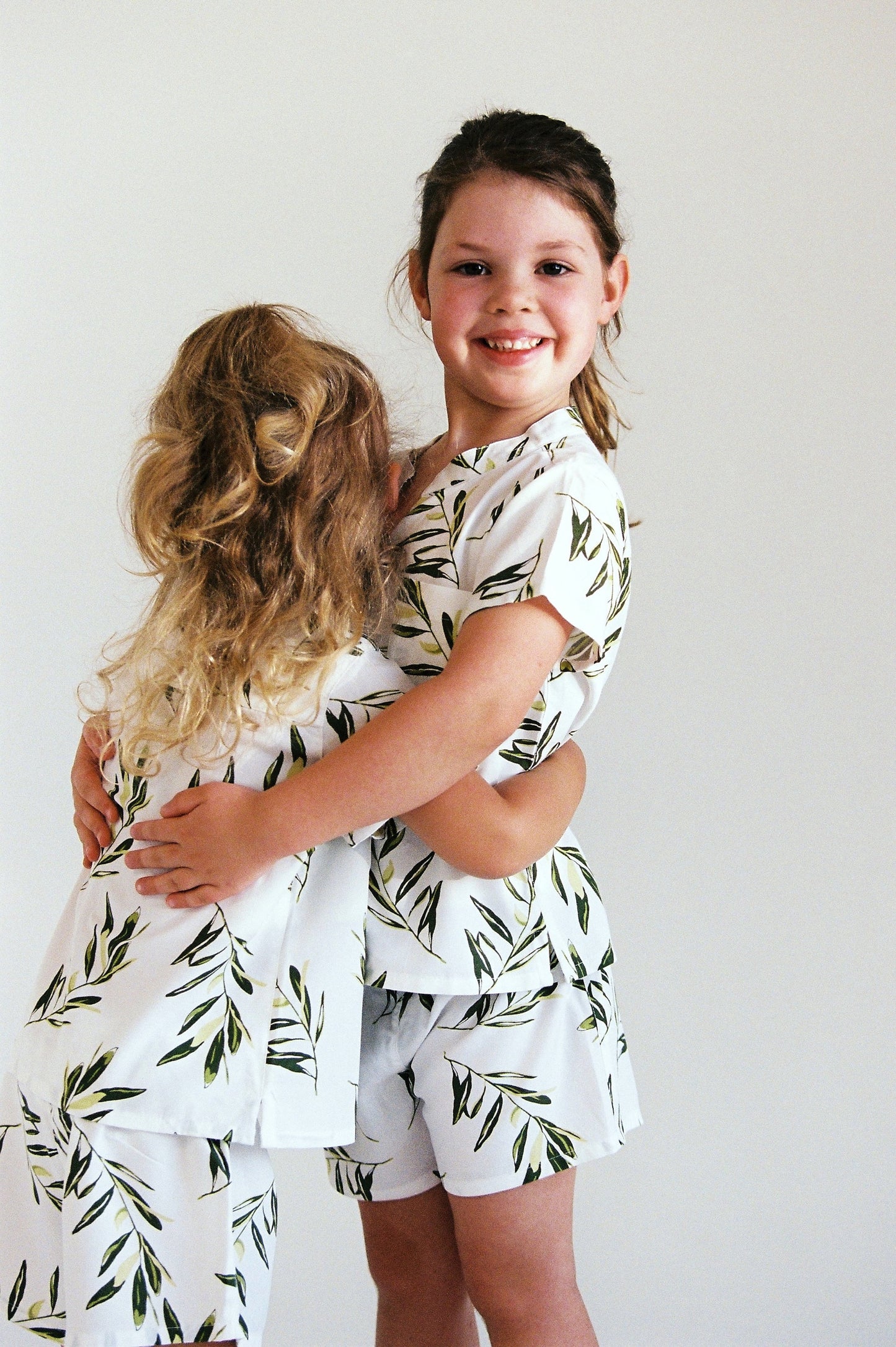 Girls Maggie Pyjama Set - ECOVERO™ - Olive Leaf